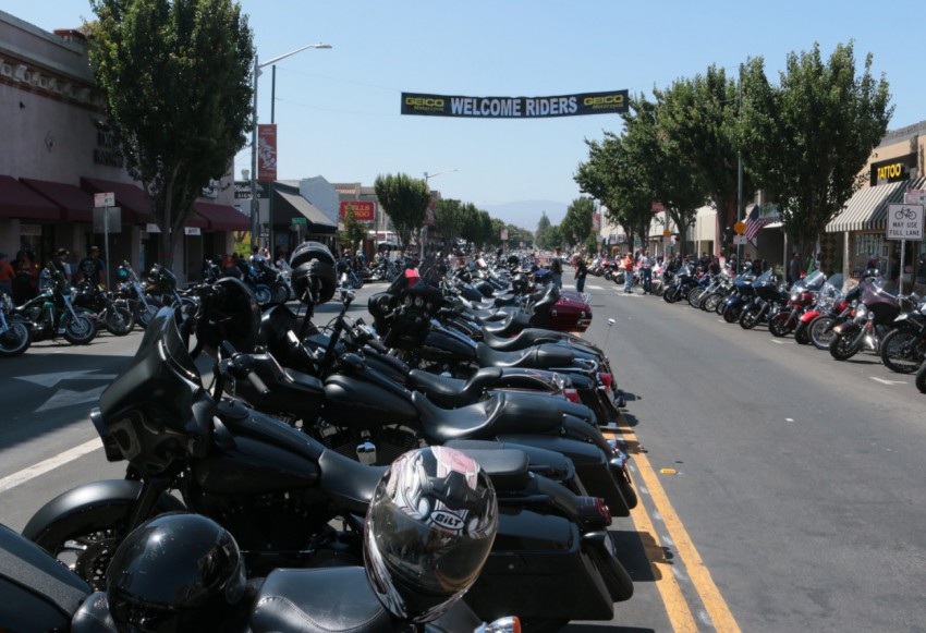 Police announce timing of downtown street closures for motorcycle rally