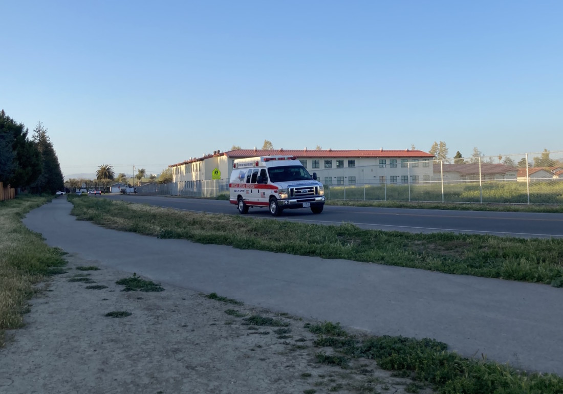 American Medical Response (AMR) vehicle on River Parkway. Photo by Noe Magaña.