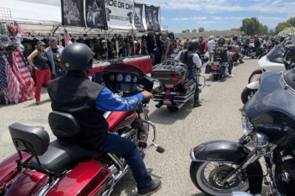 Bikes leaving the rally. Photo by Robert Eliason.