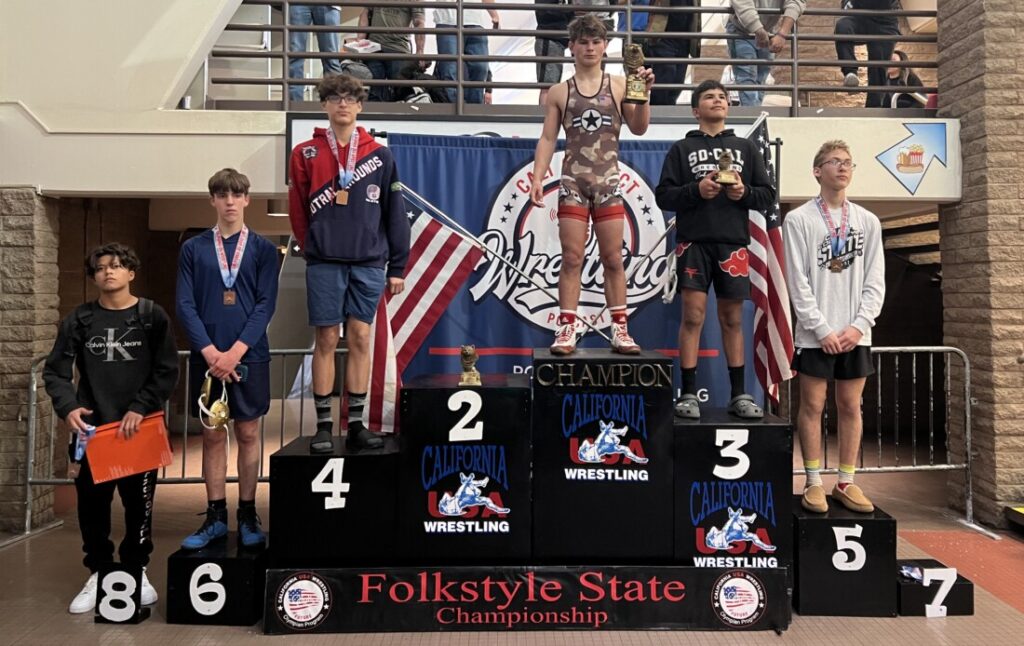 Hollister Razorbacks Cole Seymour takes first place in Folkstyle State Championship. Photo ...